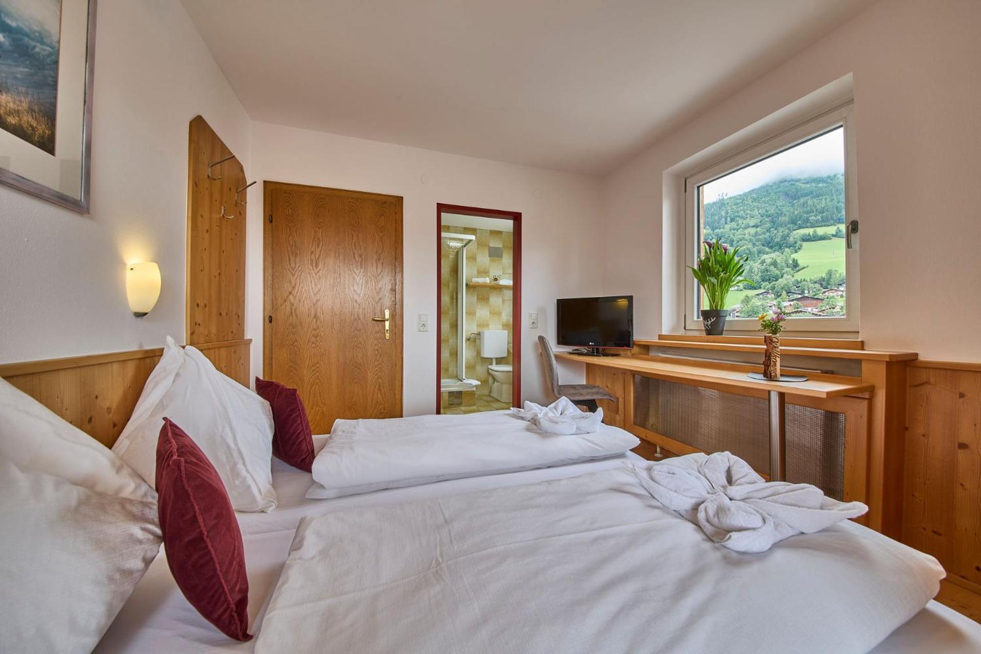 Platzhirsch Rooms - B&B - Self Check-In Piesendorf Dış mekan fotoğraf